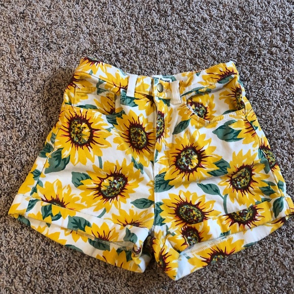 American Apparel sunflower shorts - Picture 3 of 7